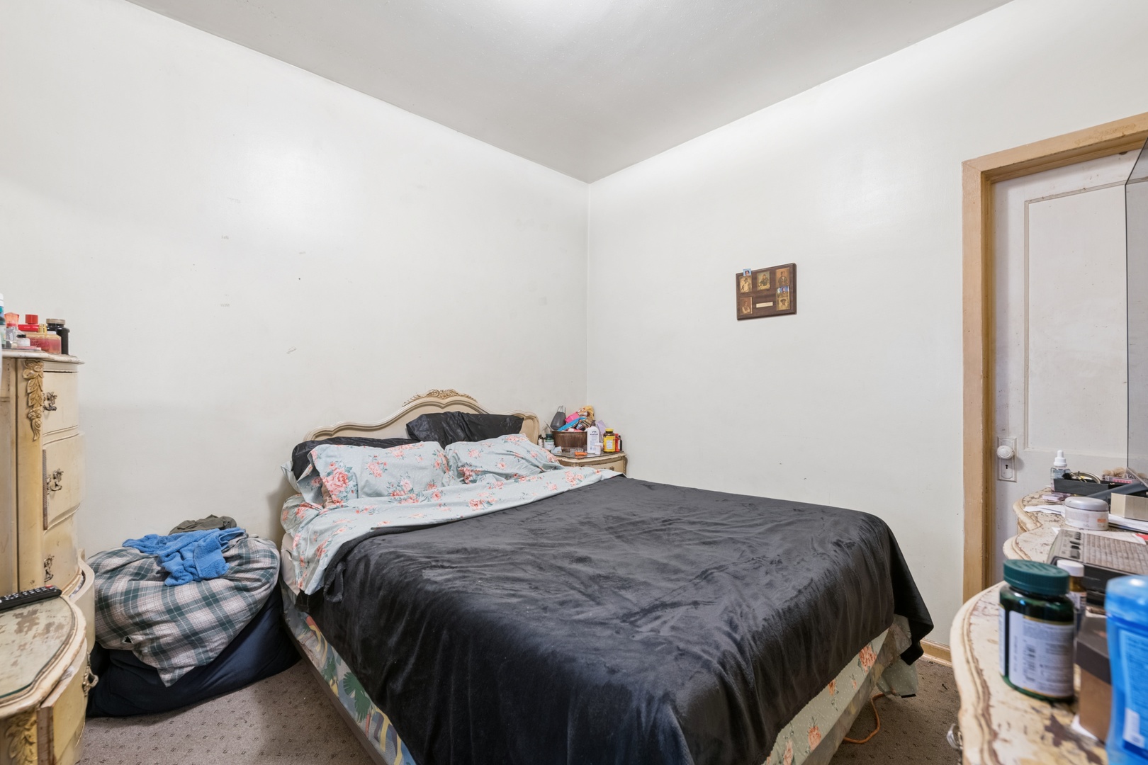 2205 N Melvina Avenue Property Photo 11