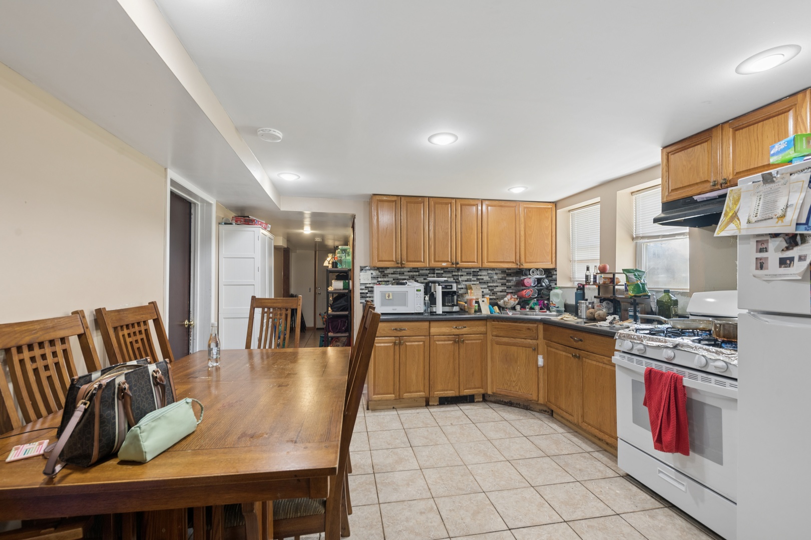 2205 N Melvina Avenue Property Photo 15