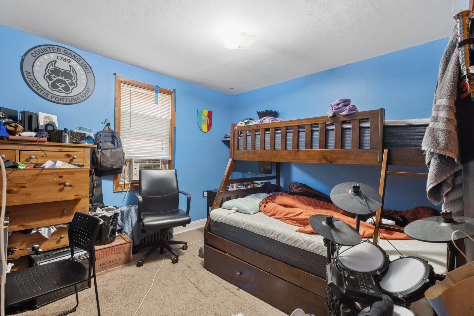 2205 N Melvina Avenue Property Photo 24
