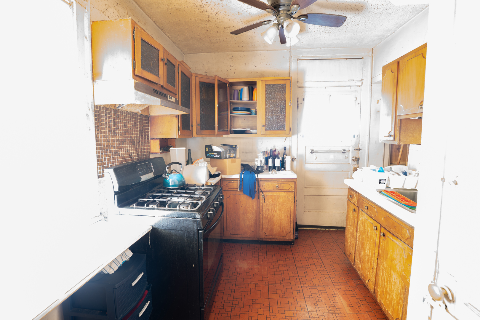 8014 S Perry Avenue Property Photo 10