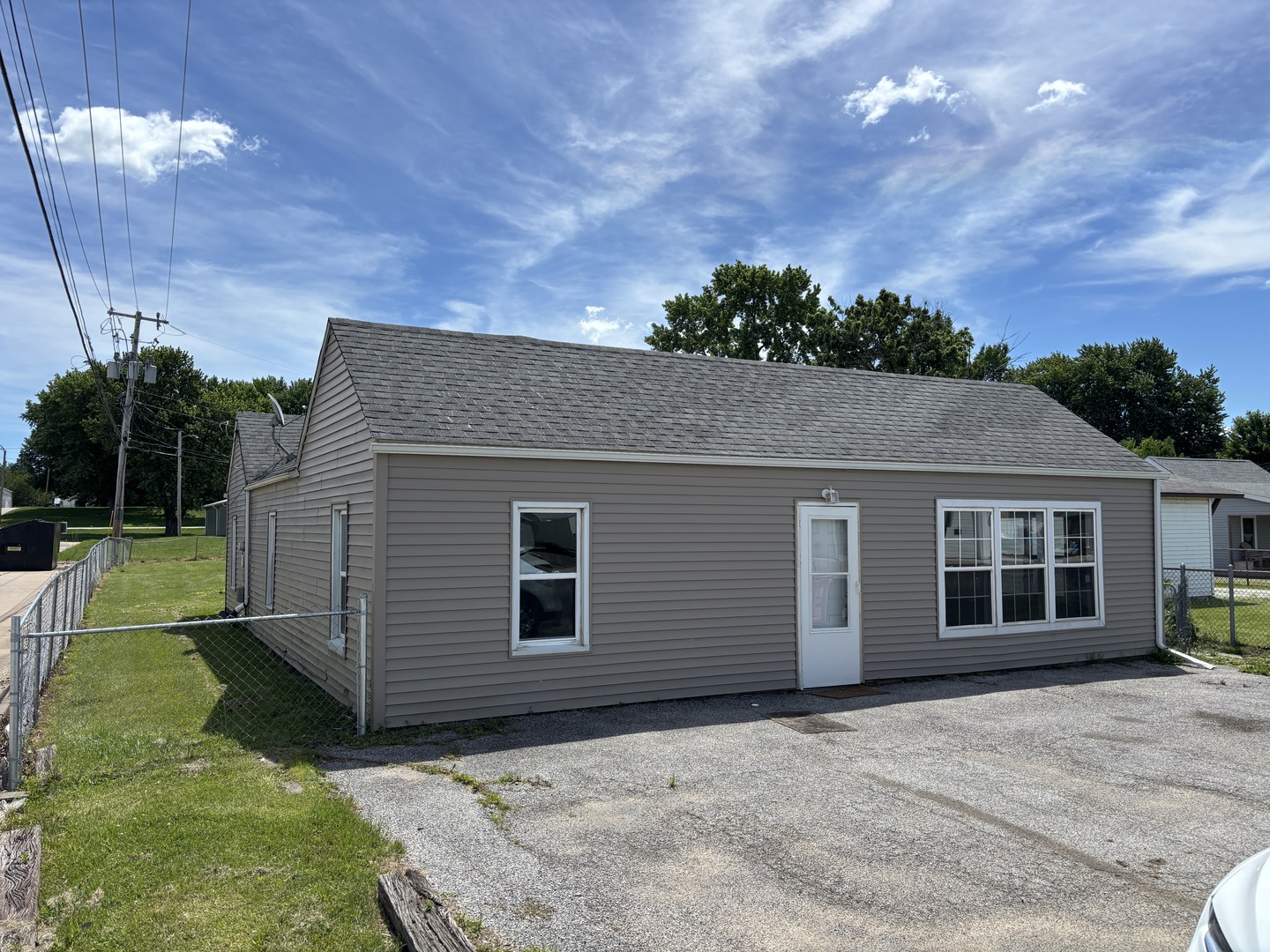 104 5th Street Property Photo 1