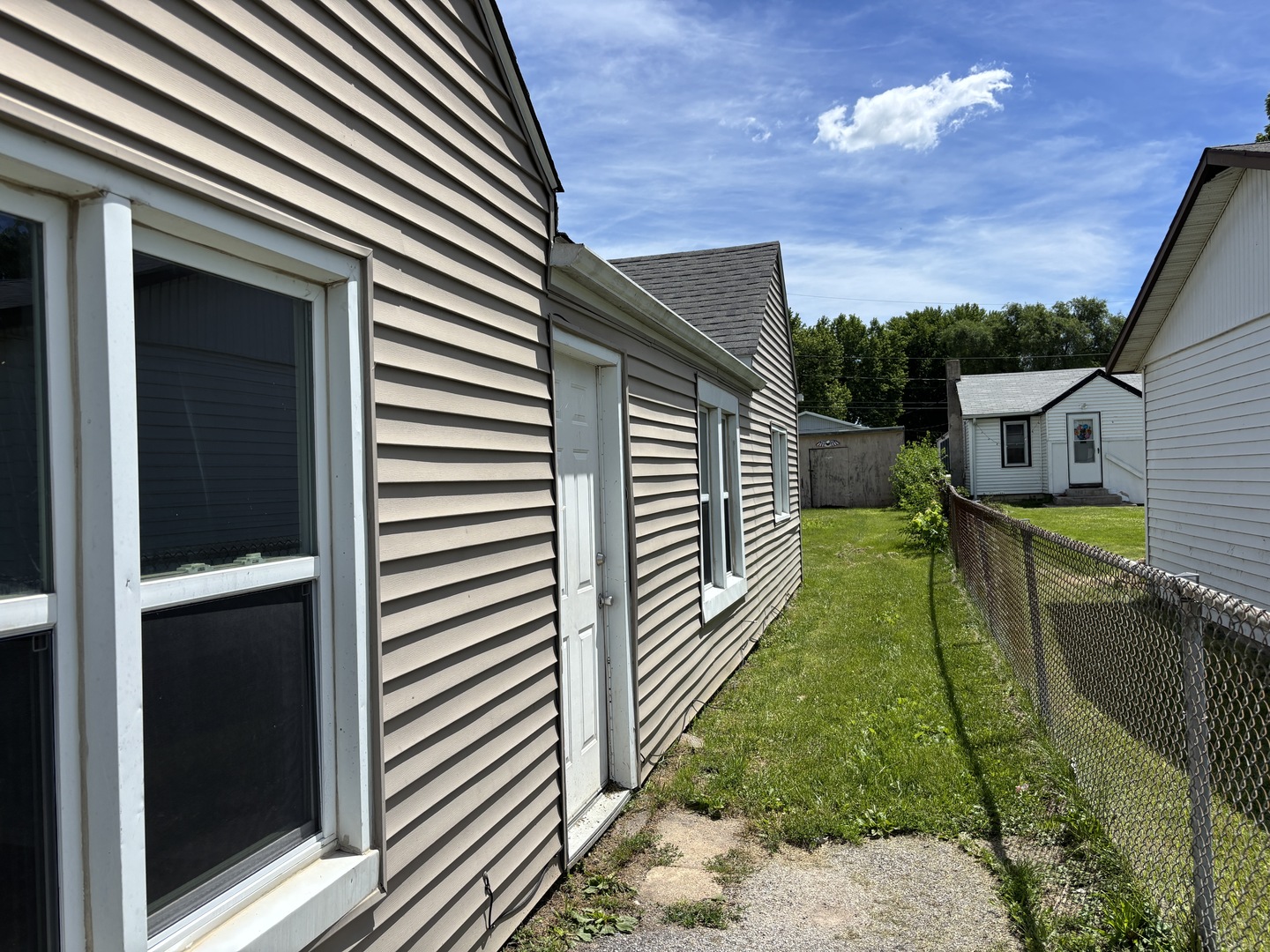 104 5th Street Property Photo 3