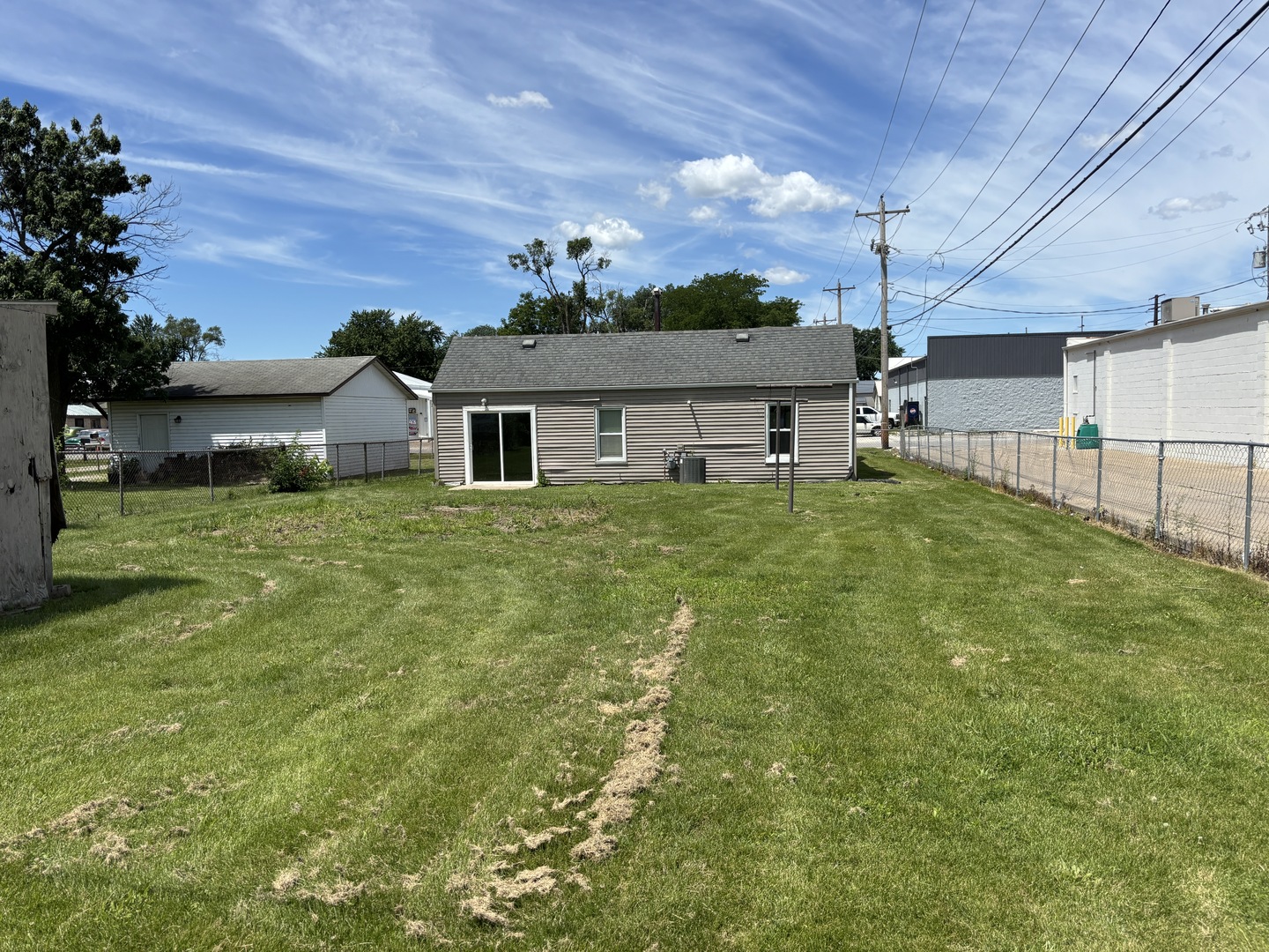 104 5th Street Property Photo 5