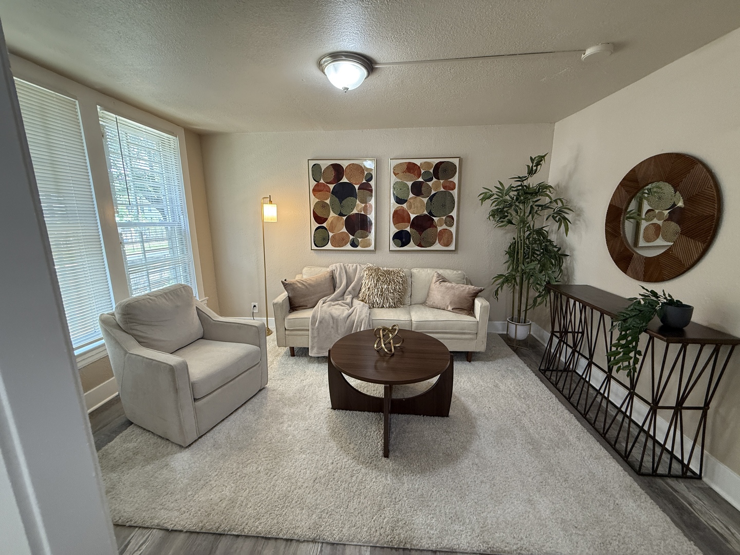 11634 S Princeton Avenue Property Photo 4