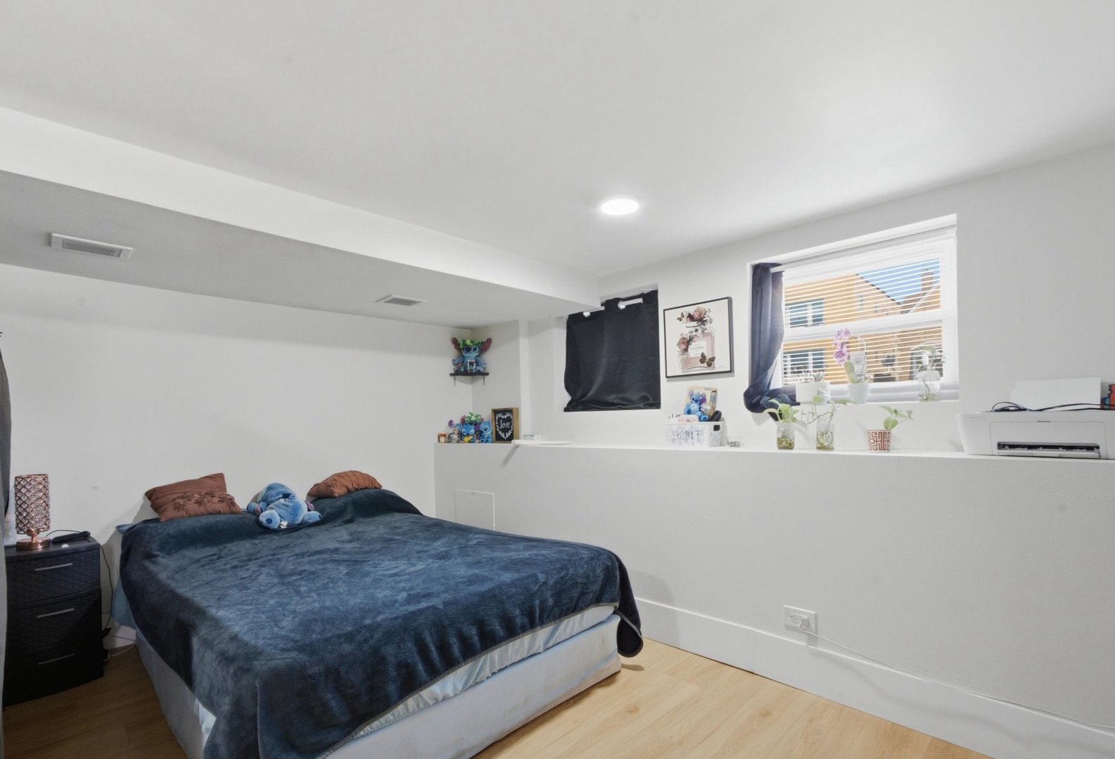 5105 W Altgeld Street Property Photo 15