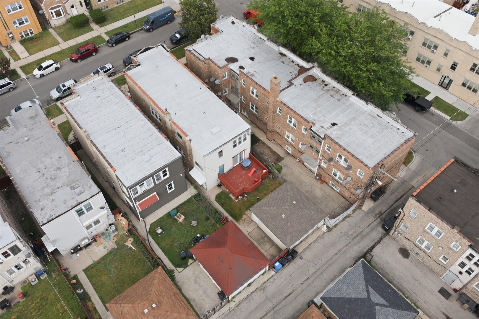 5105 W Altgeld Street Property Photo 19