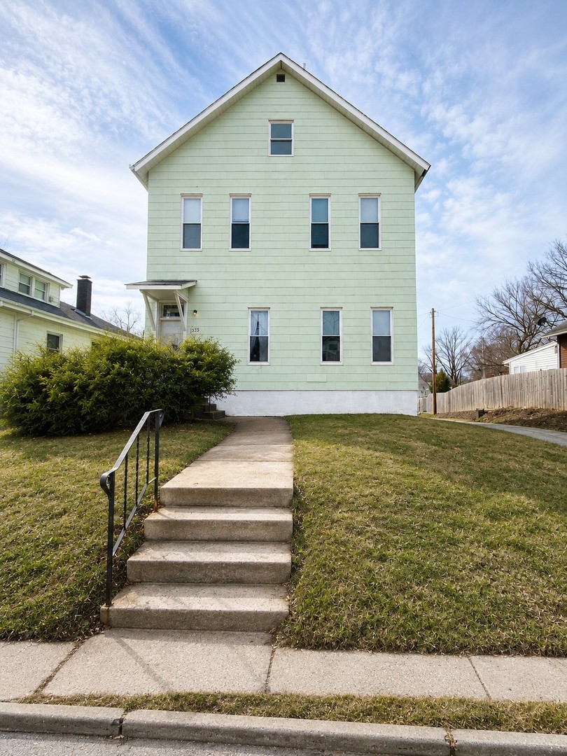 1335 W 13th Street Property Photo 1