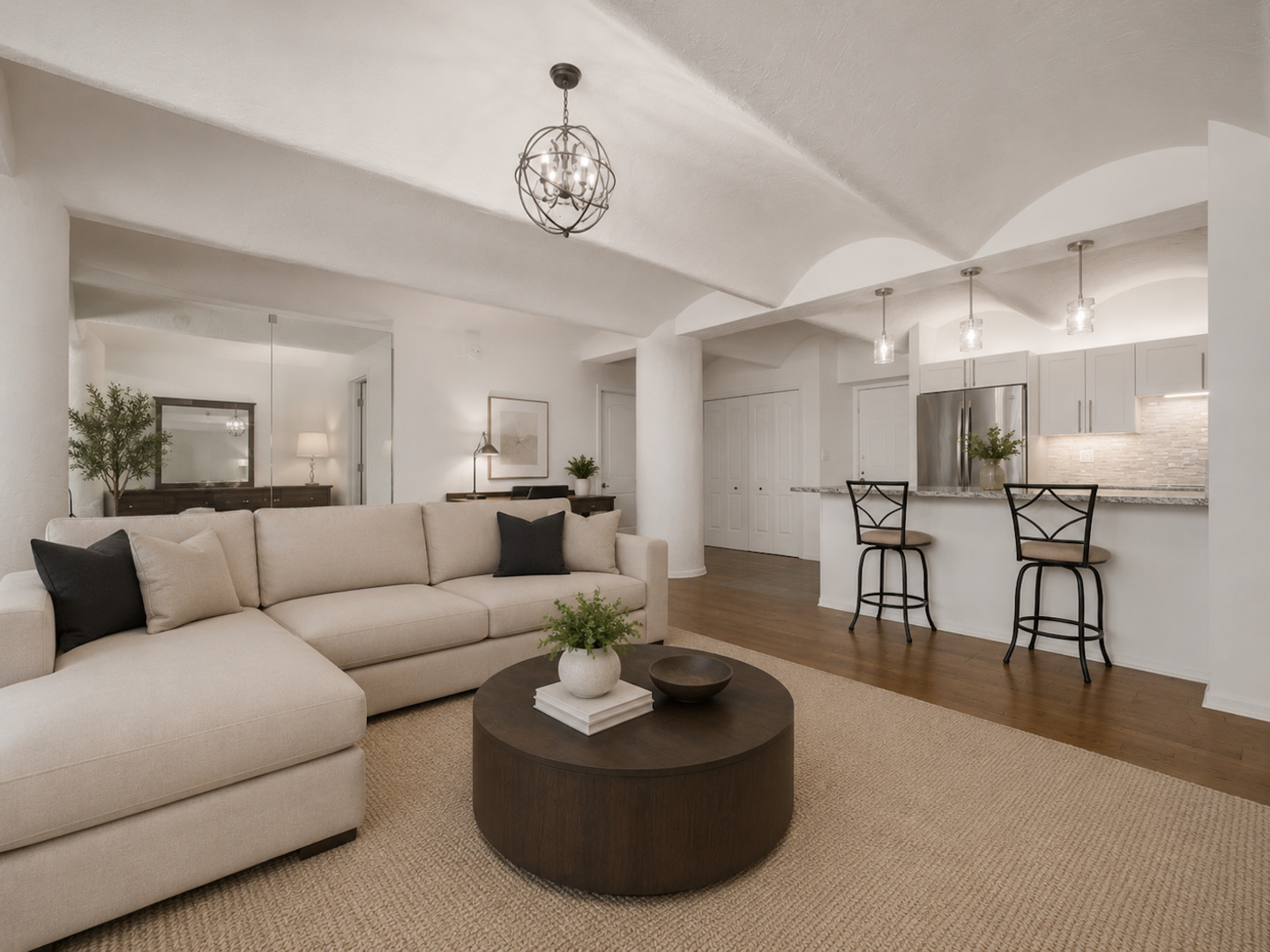 345 N Canal Street 607 Property Photo 3