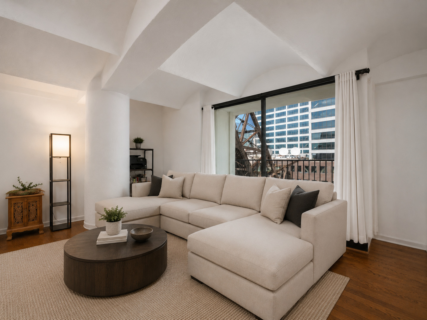 345 N Canal Street 607 Property Photo 4
