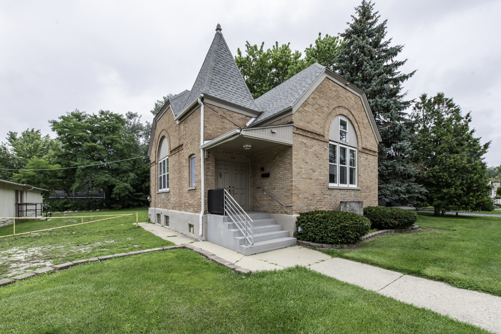 800 Chestnut Street Property Photo 2