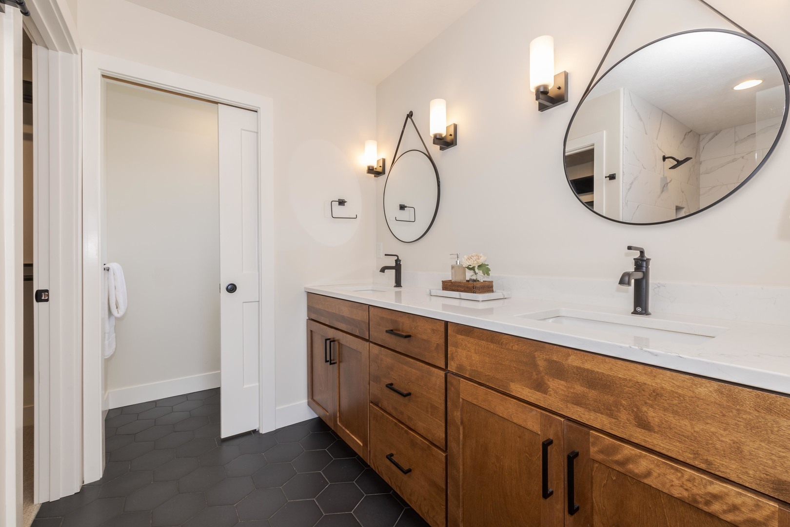 102 Raef Road Property Photo 32