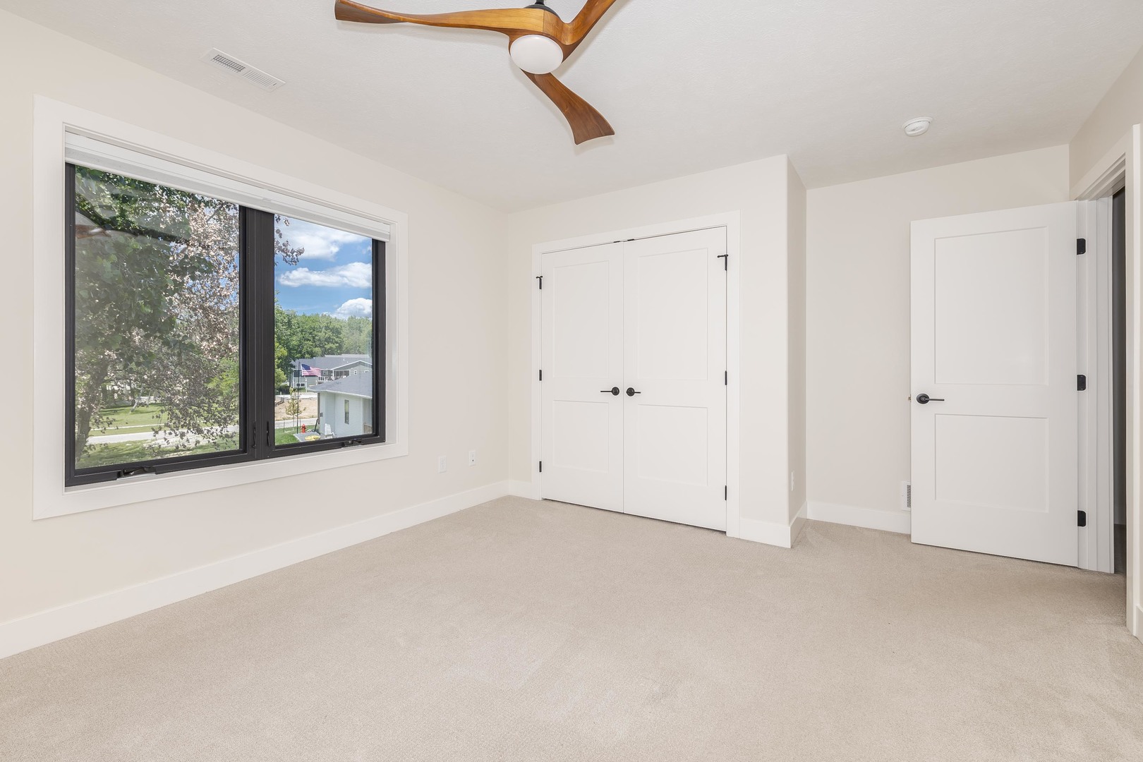102 Raef Road Property Photo 37