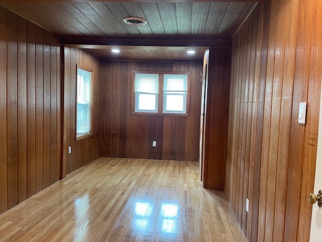 4930 S Luna Avenue Property Photo 6