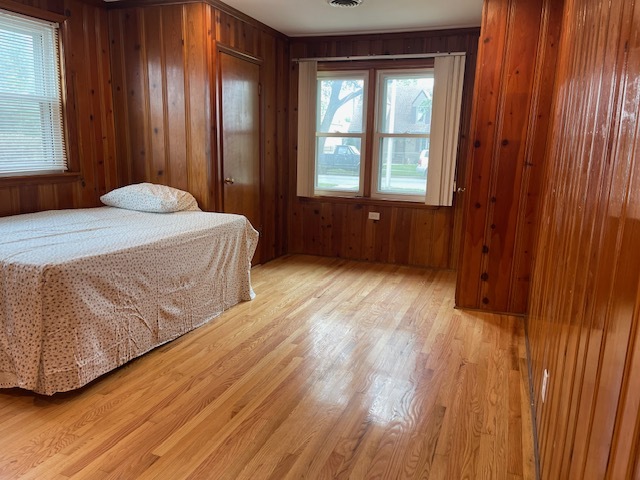 4930 S Luna Avenue Property Photo 7