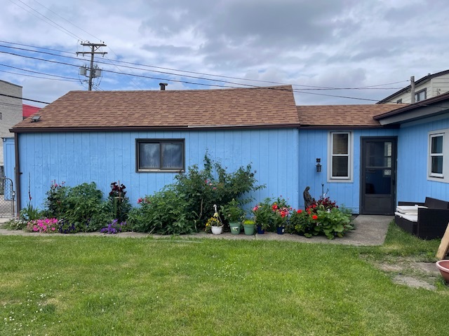 4930 S Luna Avenue Property Photo 8
