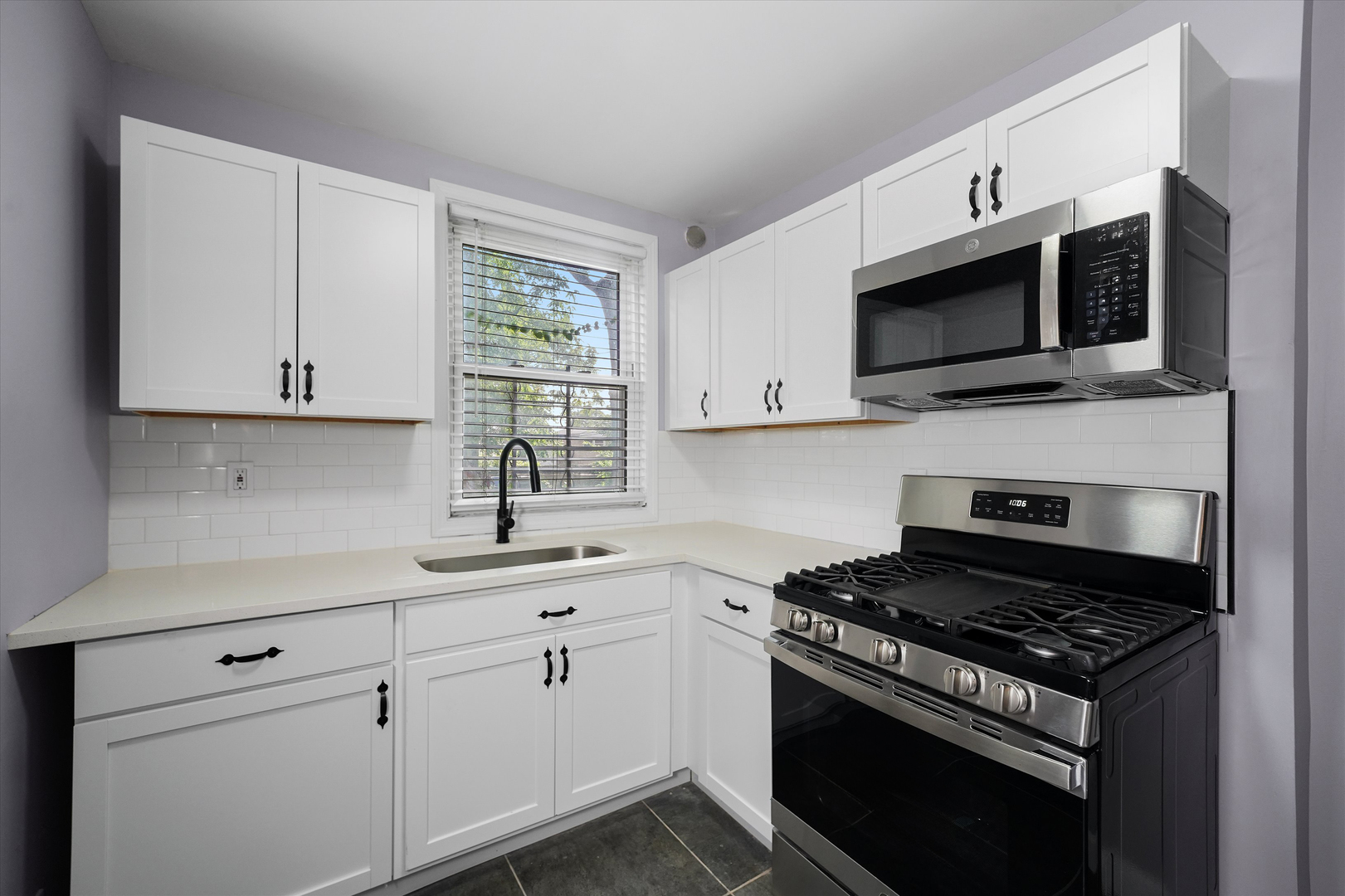 11347 S Ada Street Property Photo 5