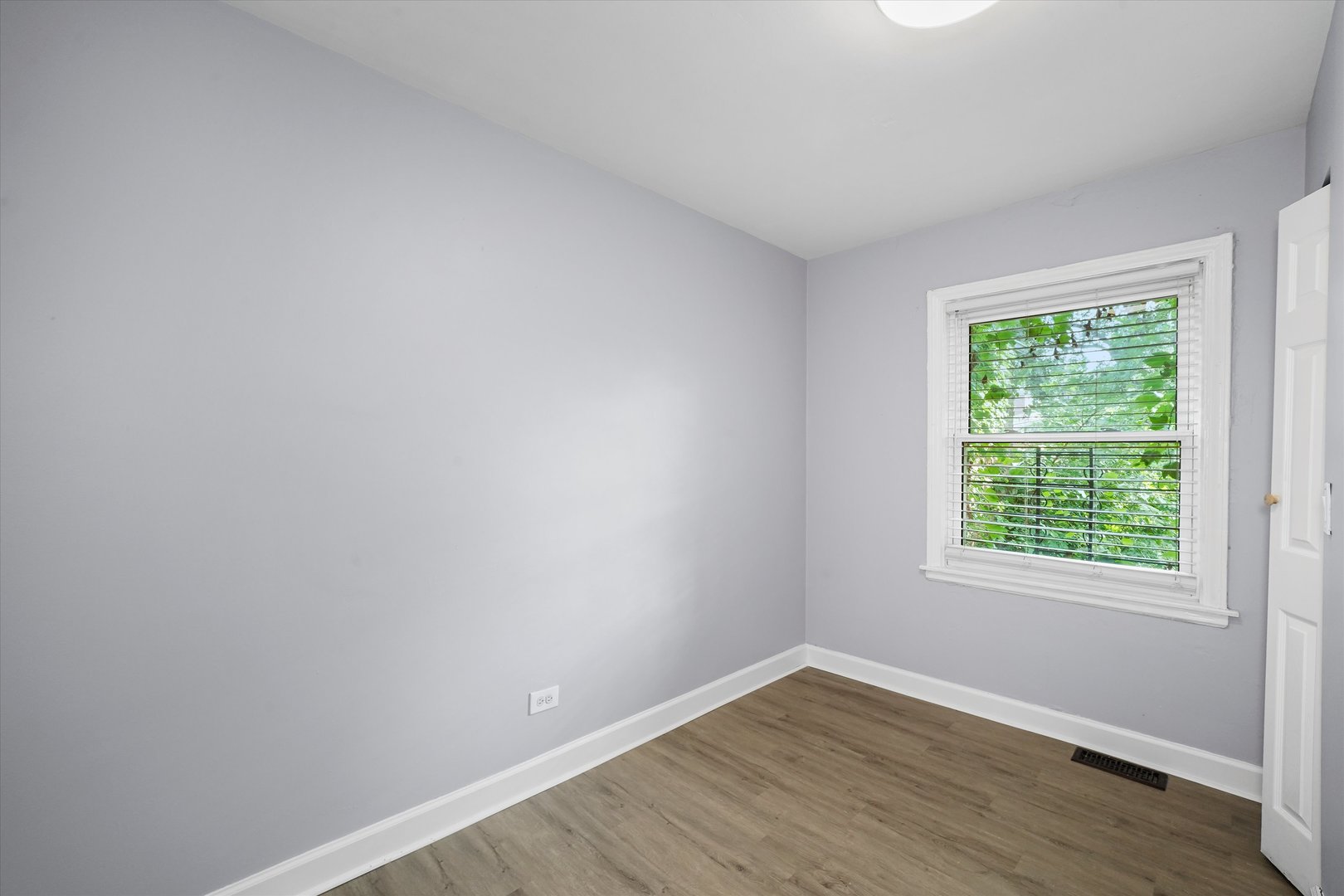 11347 S Ada Street Property Photo 6