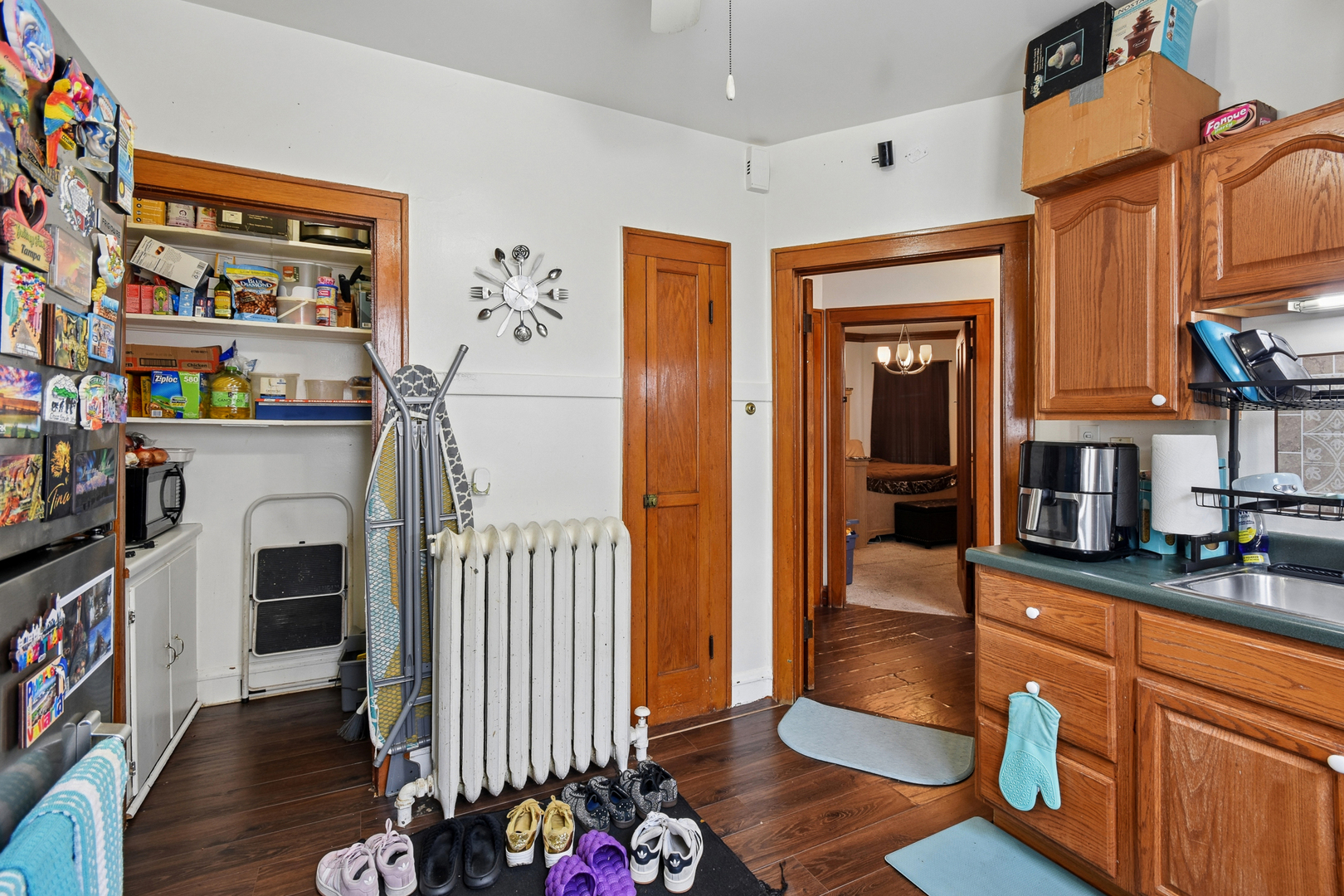 5922 N Melvina Avenue Property Photo 17