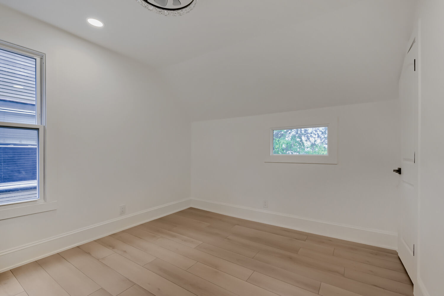 524 Hamilton Street Property Photo 20