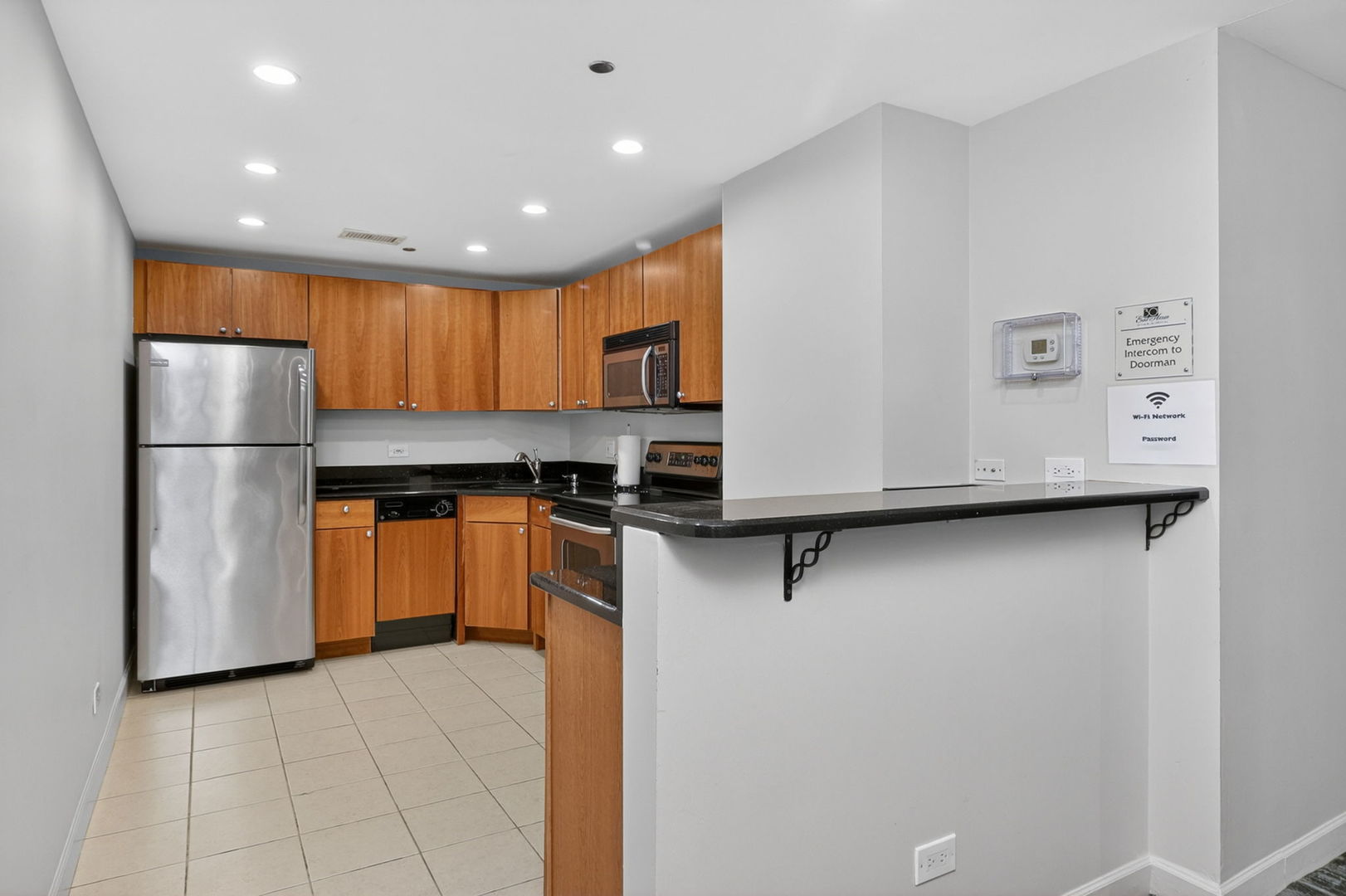 30 E Huron Street 4610 Property Photo 23