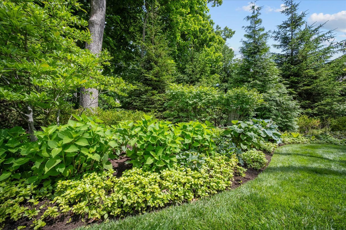 677 Sheridan Road Property Photo 84