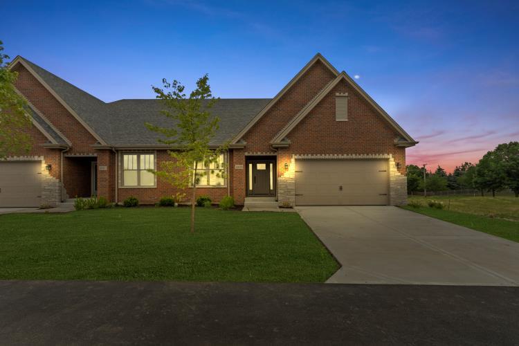 8803 Willow Lane Model Property Photo 3