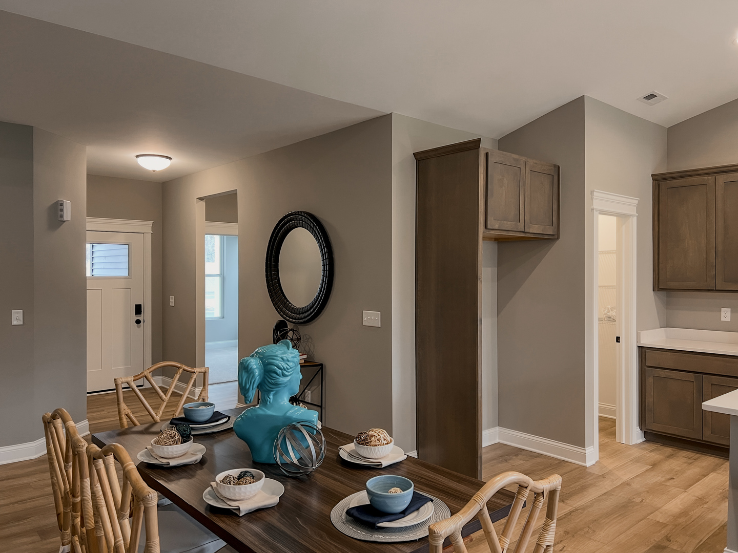 162 S Llanos Street Property Photo 8