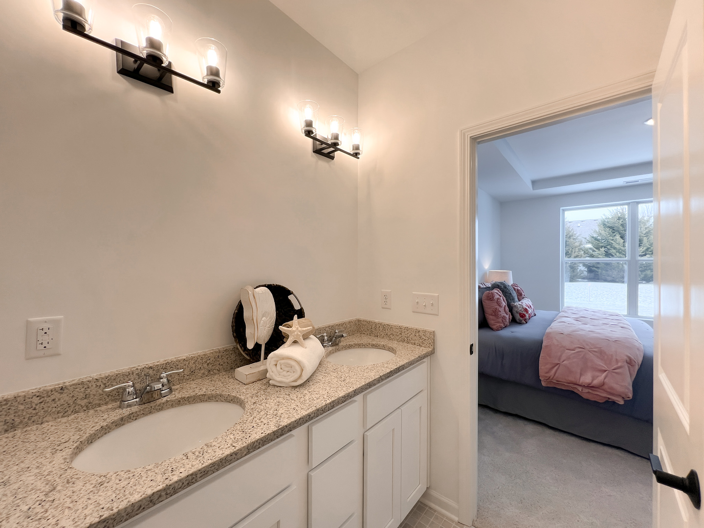 166 S Llanos Street Property Photo 19