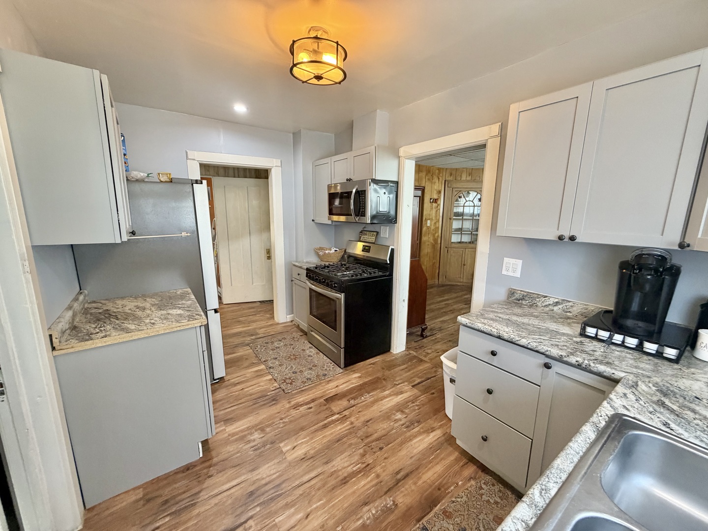 309 Leafland Avenue Property Photo 4