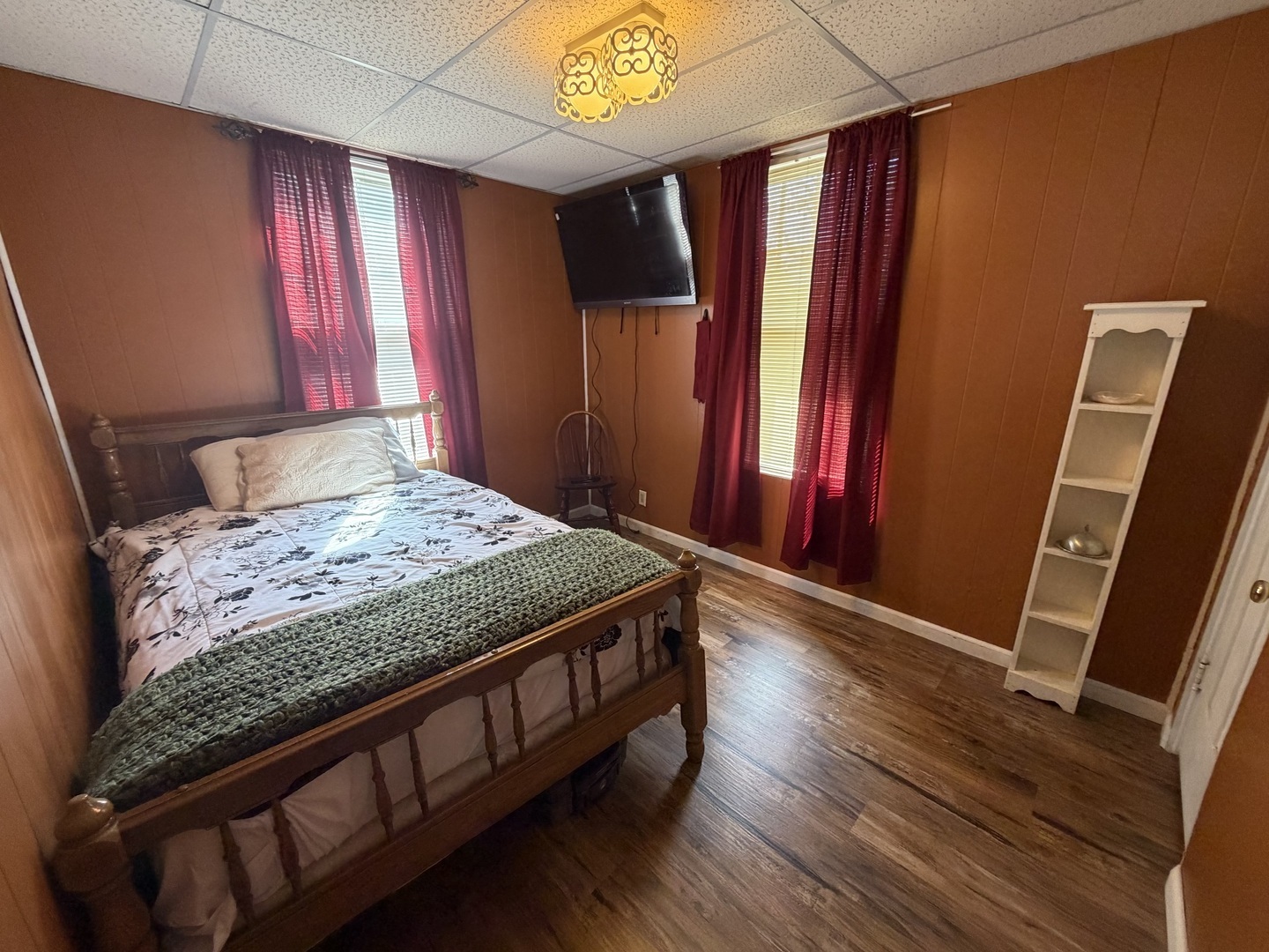 309 Leafland Avenue Property Photo 9