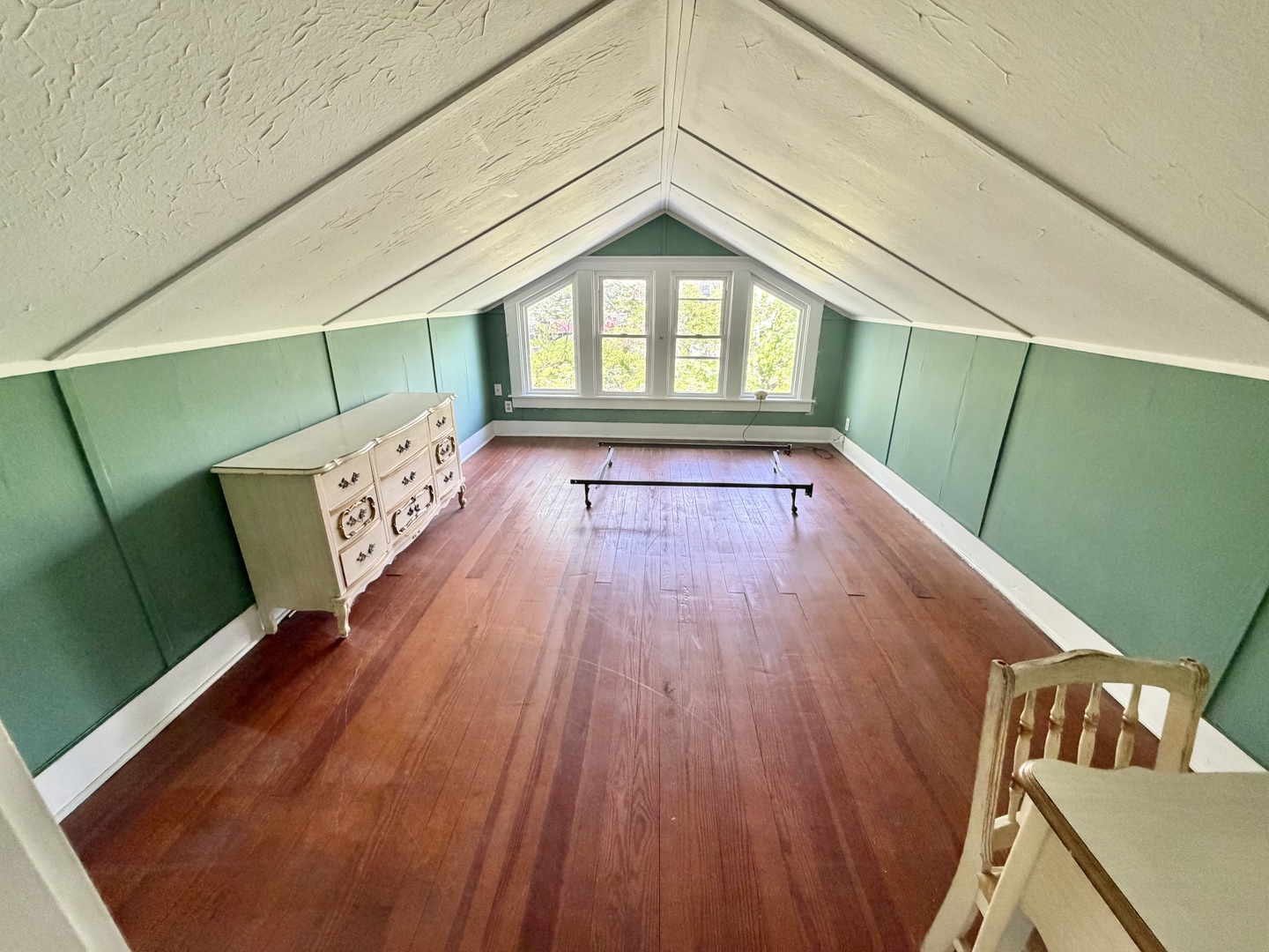 309 Leafland Avenue Property Photo 12