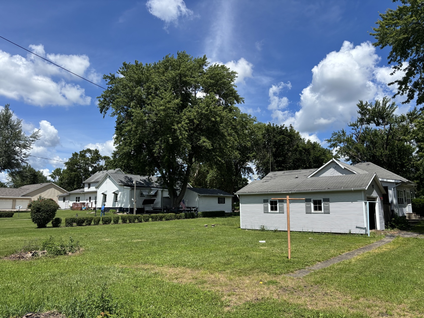 302 N Pine Street Property Photo 11