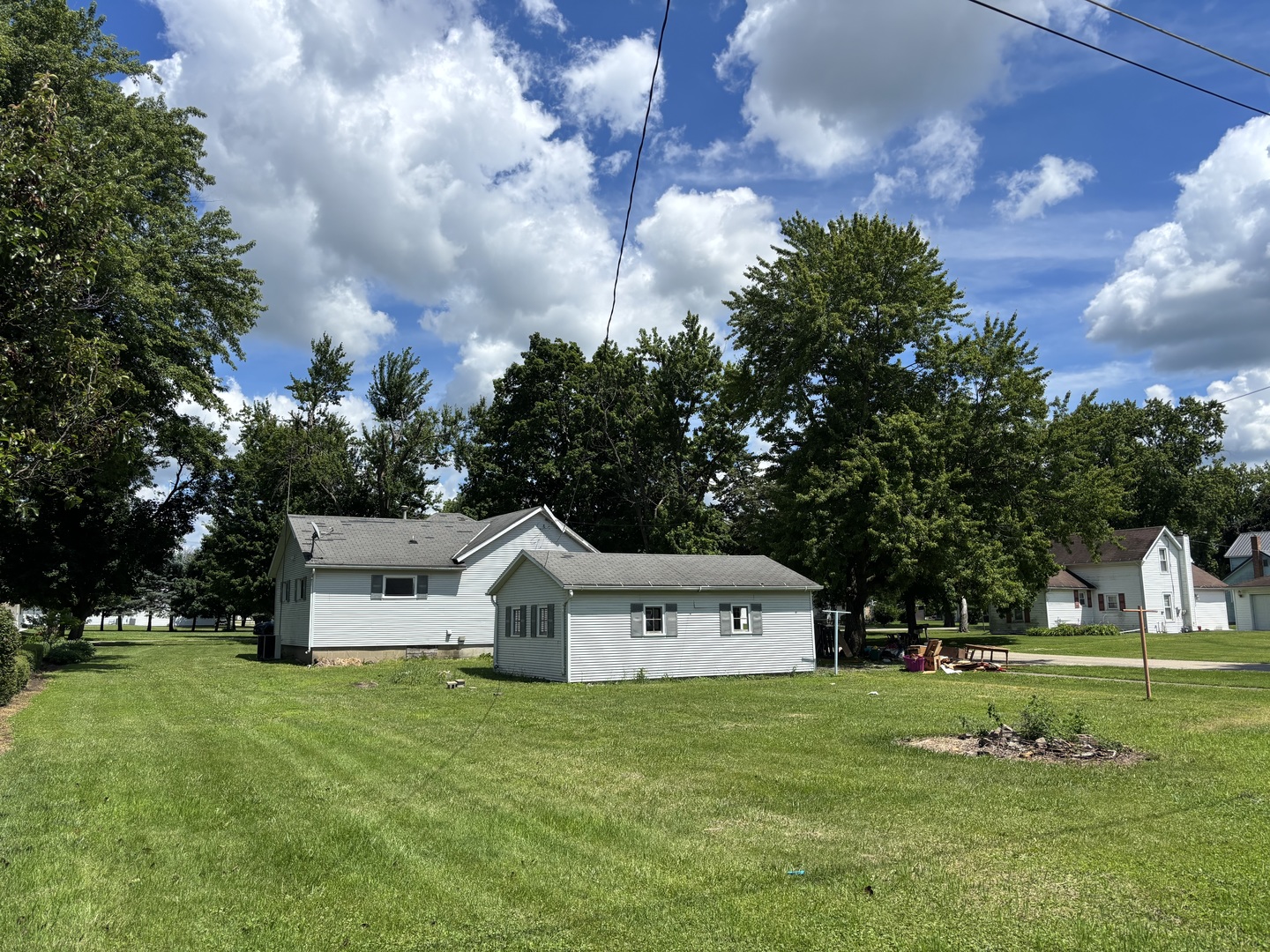 302 N Pine Street Property Photo 12