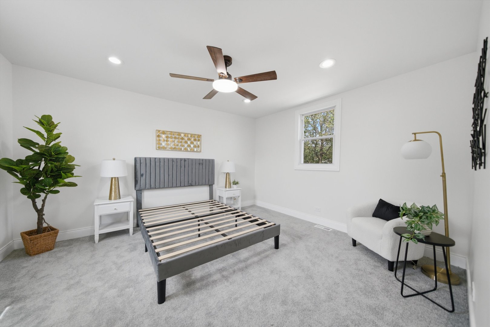 8611 S Aberdeen Street Property Photo 11