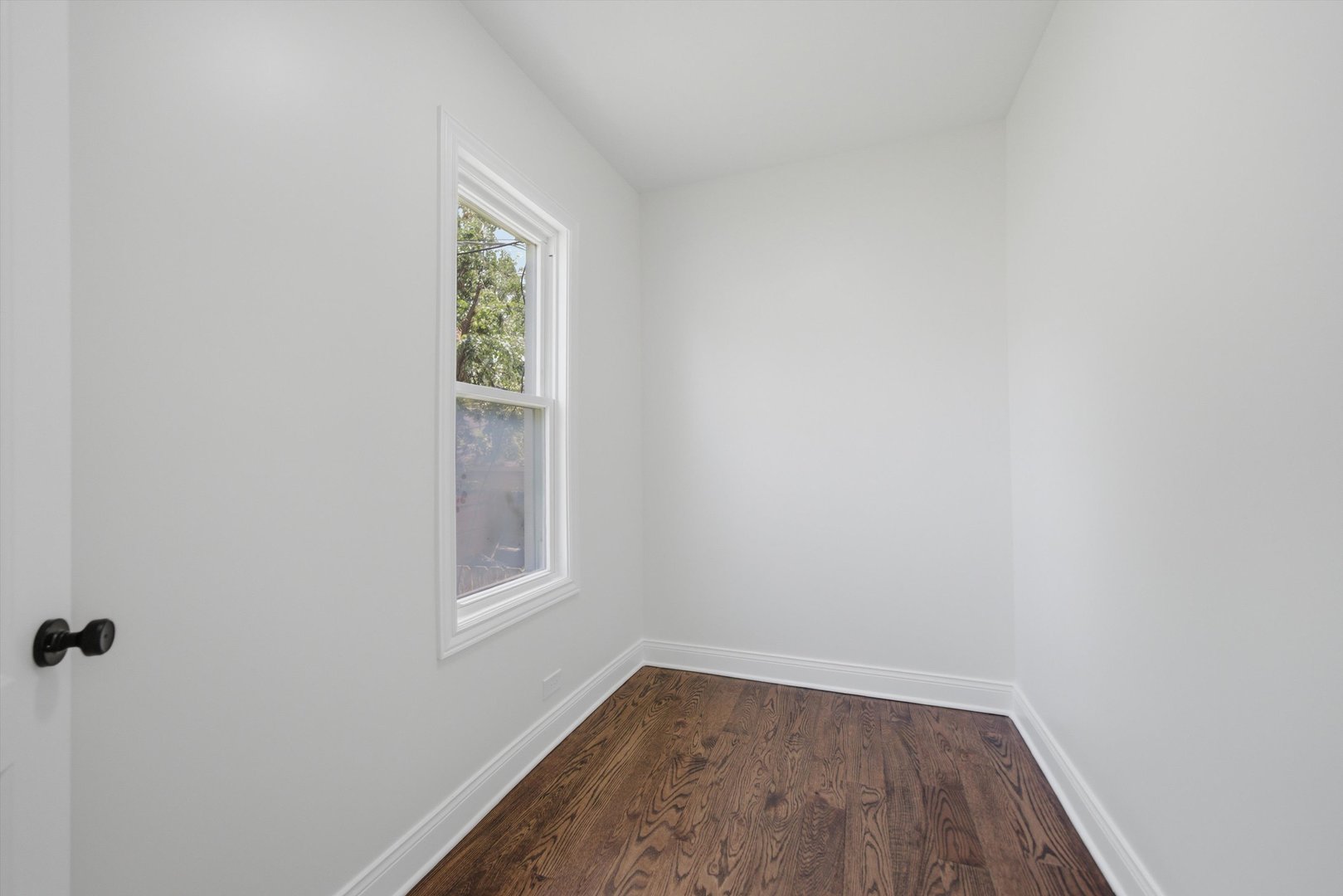 8611 S Aberdeen Street Property Photo 16