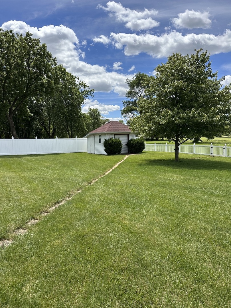 5805 W Watson Road Property Photo 18