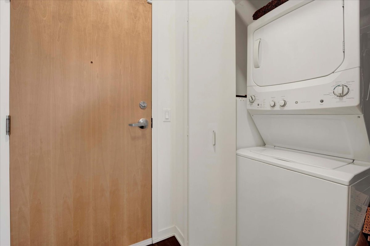 1345 S Wabash Avenue 907 Property Photo 13