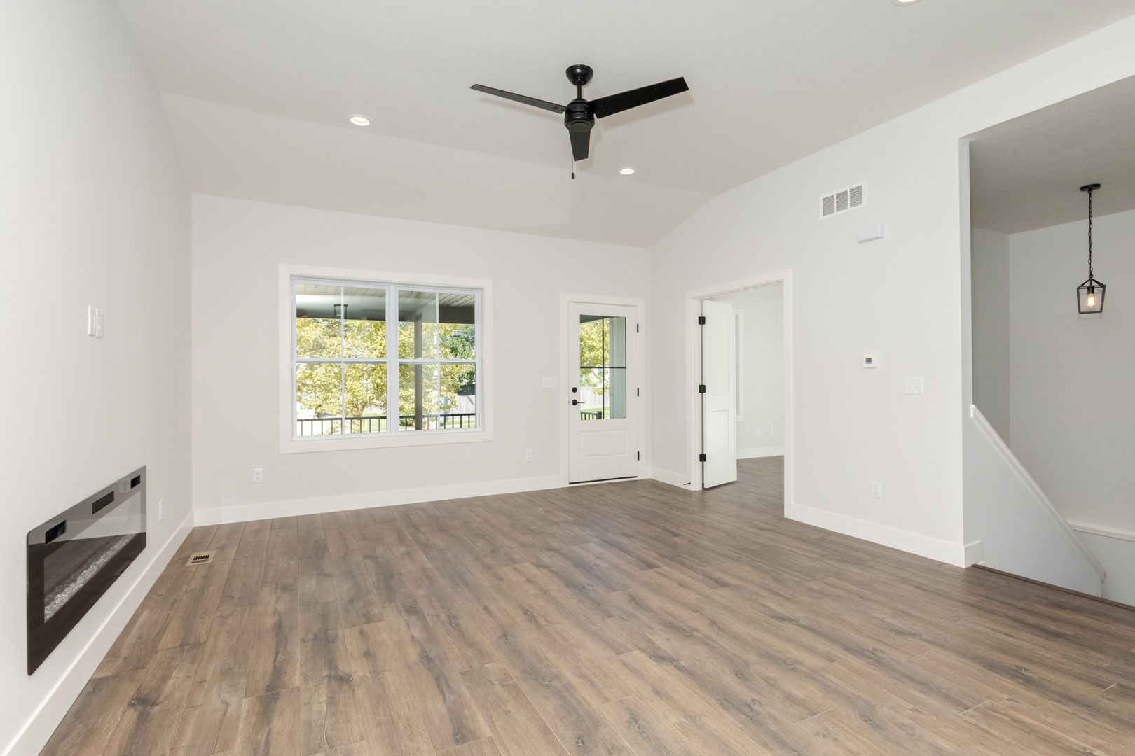 1613 Belclare Road Property Photo 4