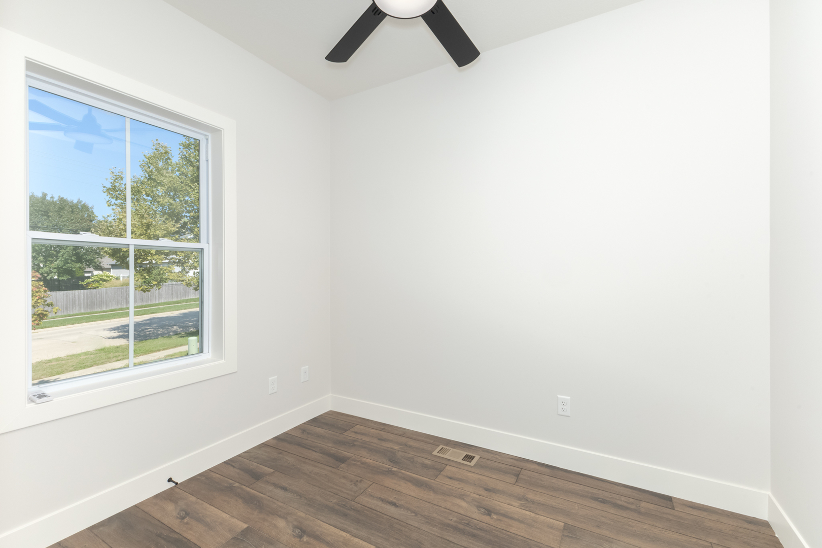 1613 Belclare Road Property Photo 6