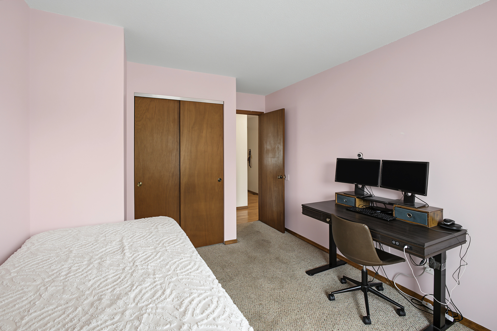 2128 Ivy Court Property Photo 27
