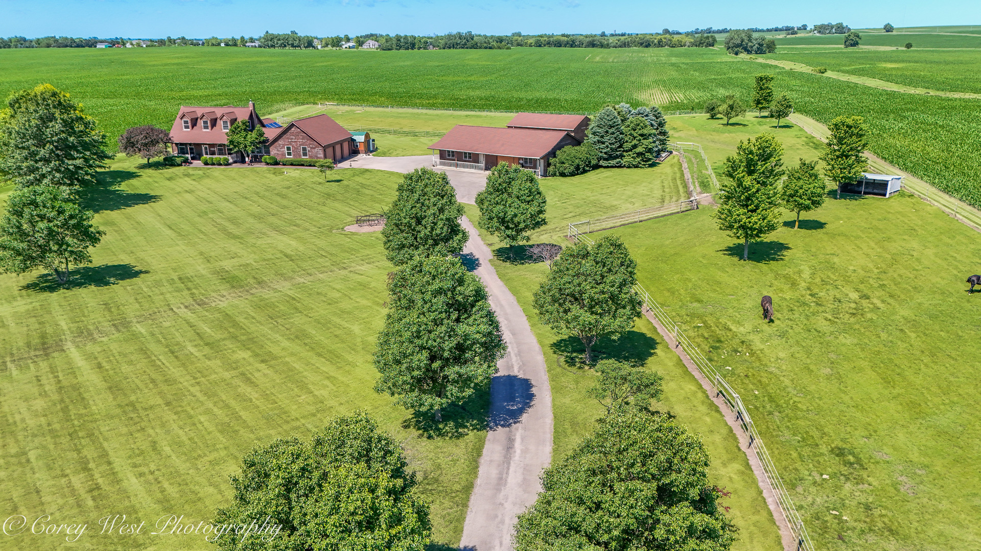 1869 Woodlawn Road Property Photo 1