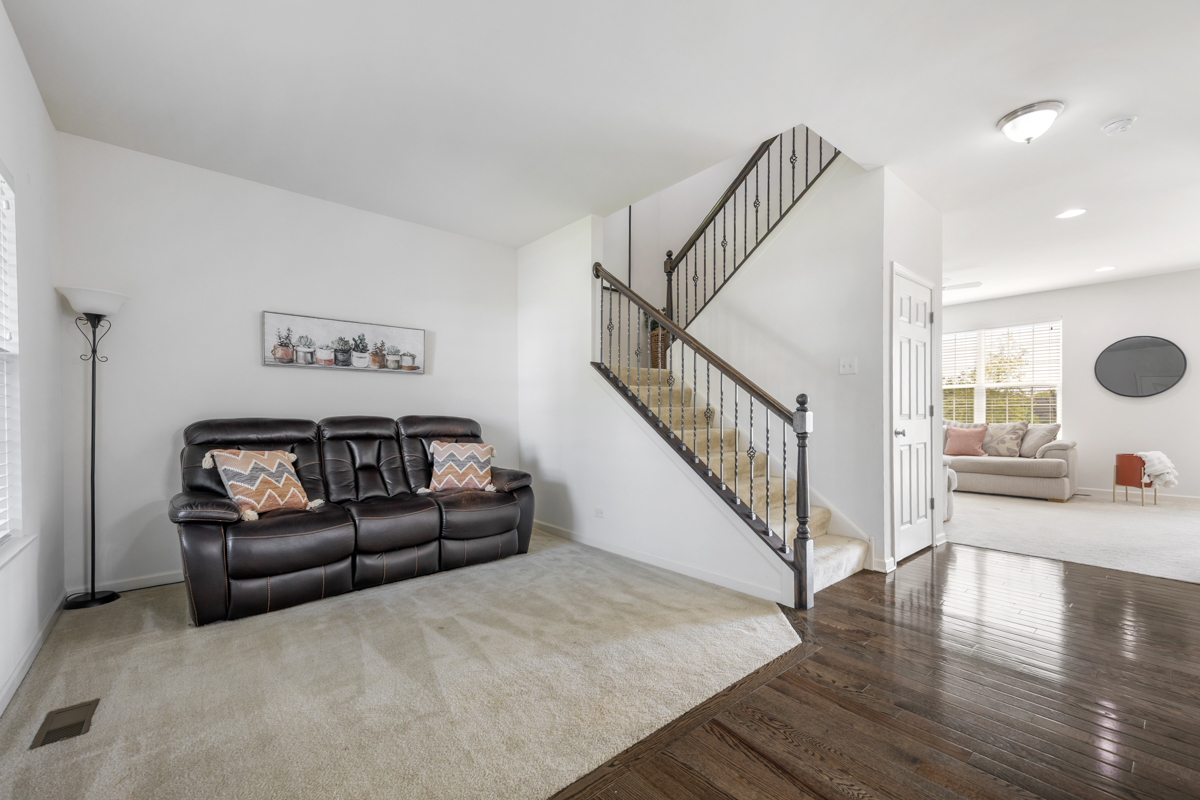 103 Chesterton Drive Property Photo 3