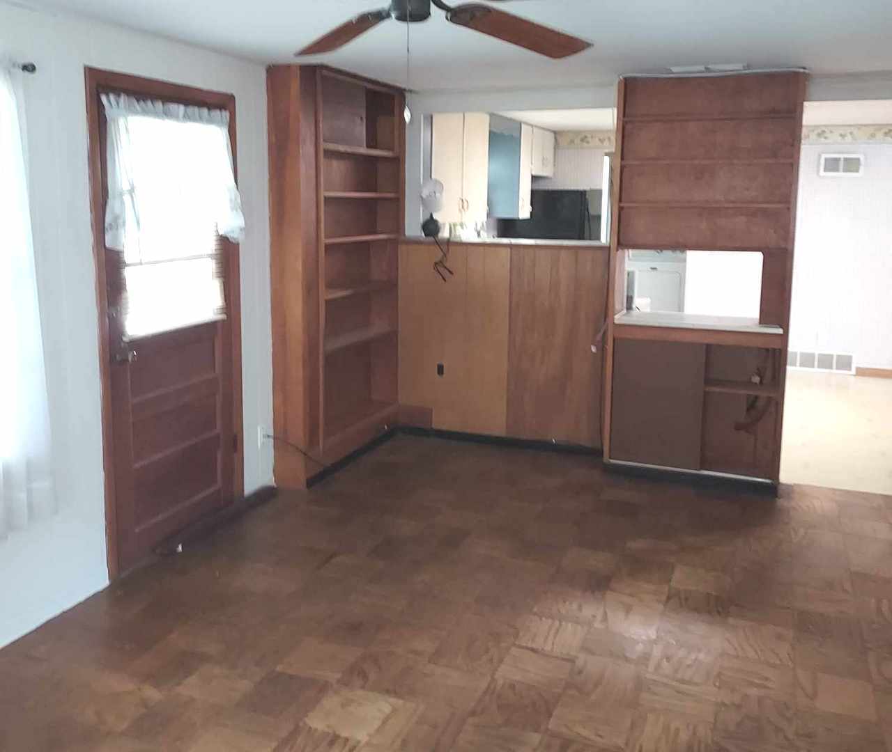 226 N Illinois Street Property Photo 6