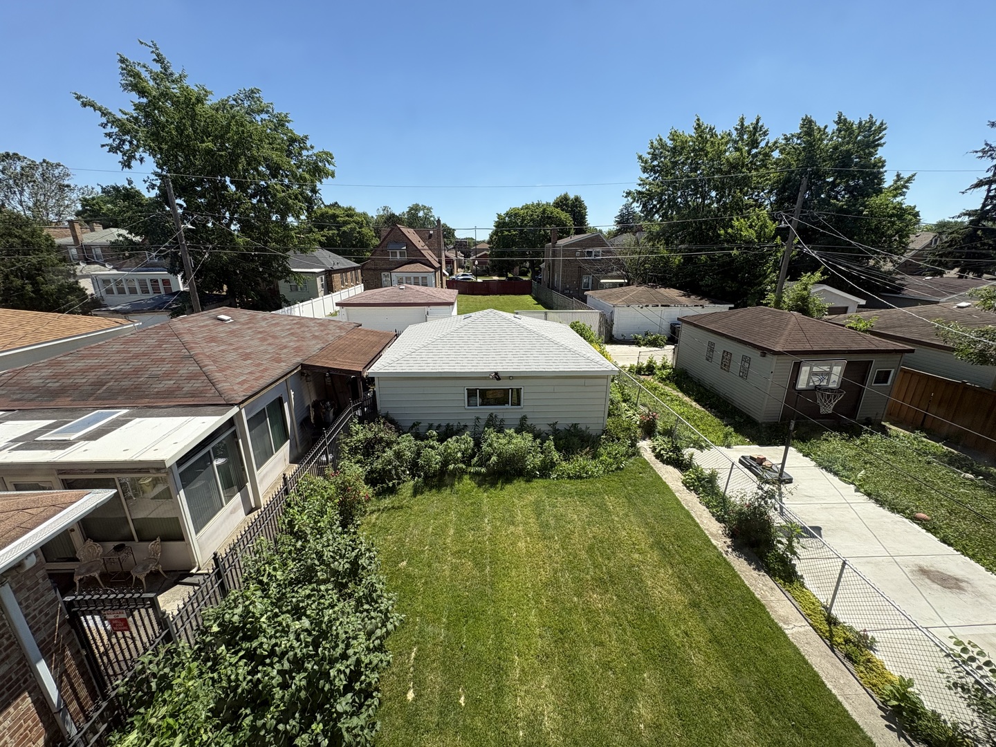 10443 S Calumet Avenue Property Photo 60