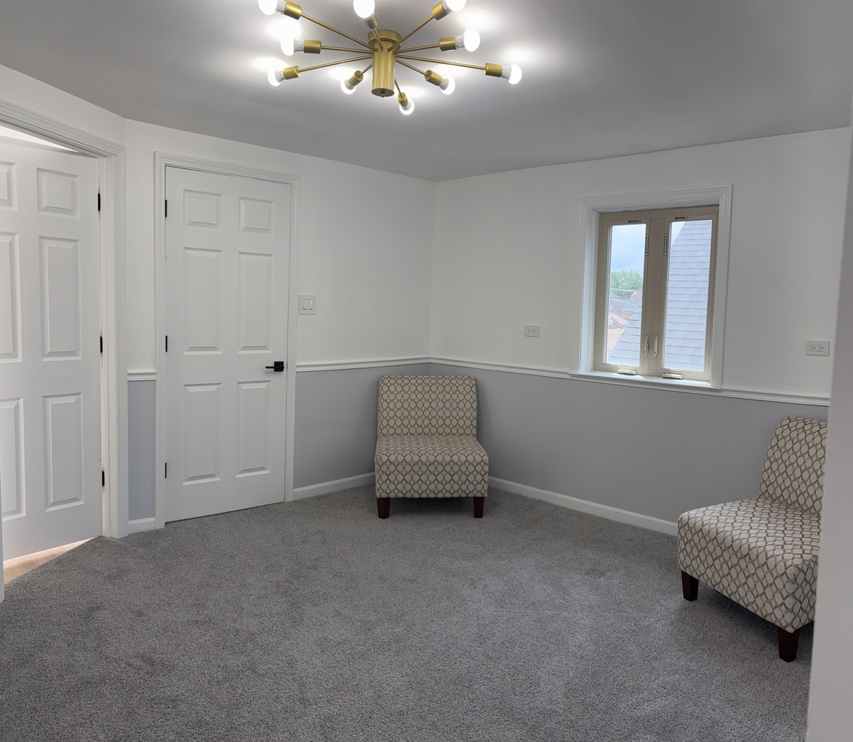 6737 S Kenneth Avenue Property Photo 19