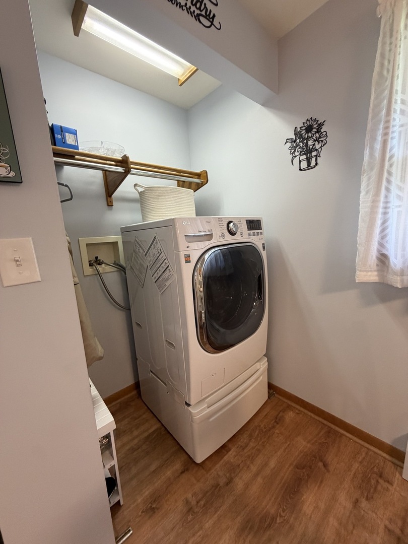 22354 S Donna Avenue Property Photo 9