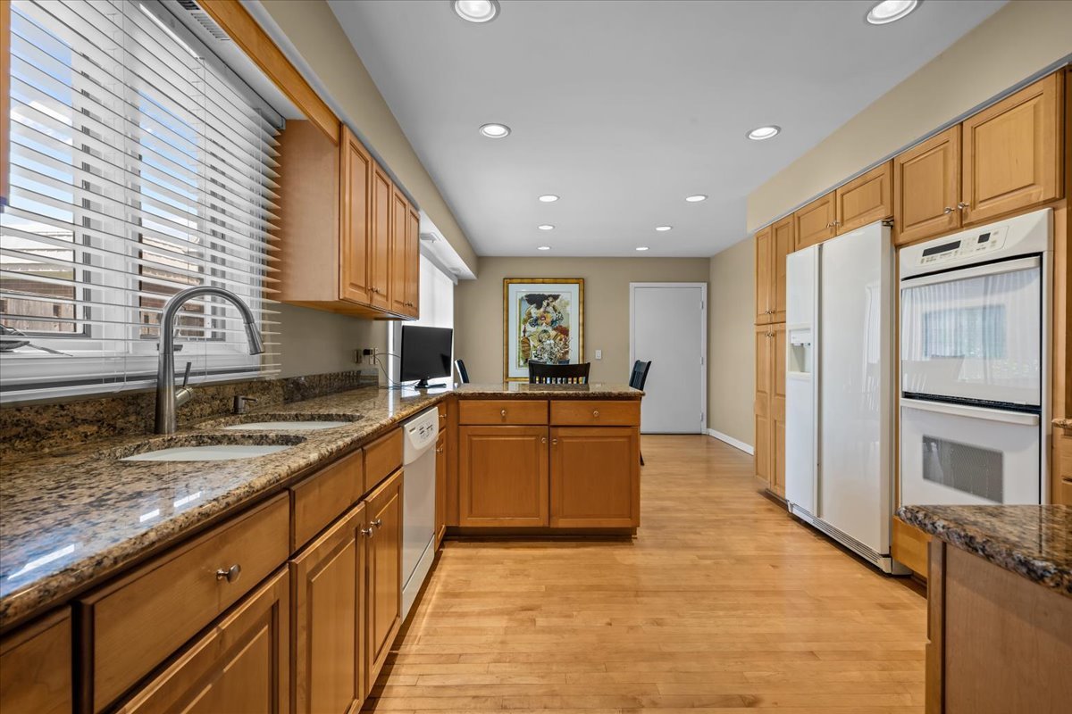 713 Orleans Drive Property Photo 6