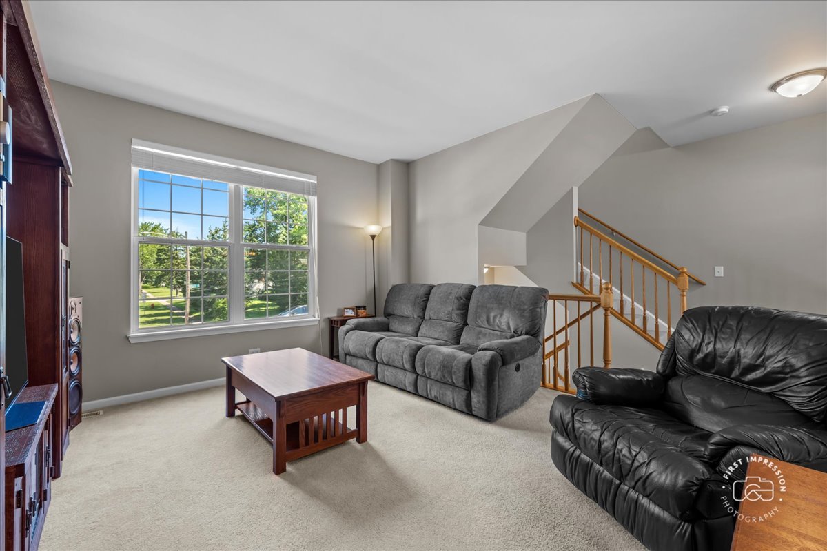 1739 Maple Avenue Property Photo 4