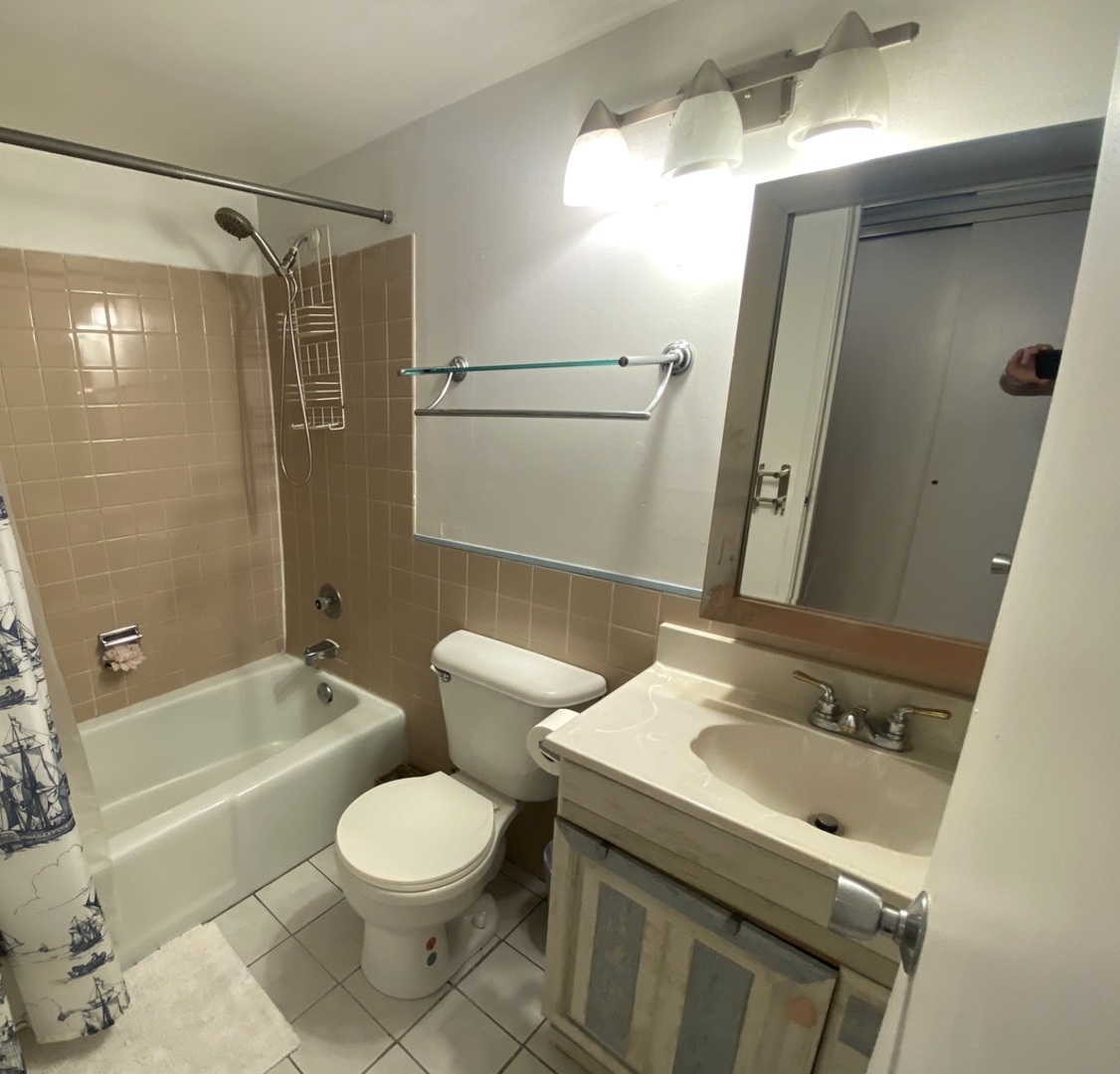 5s100 Pebblewood Lane D10 Property Photo 8