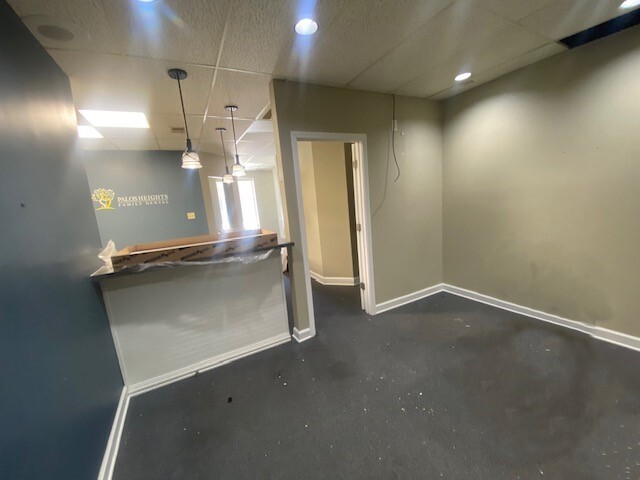 7350 W College Drive 104 Property Photo 2